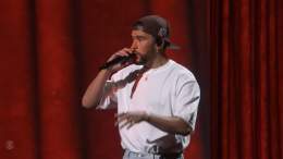 Bad Bunny esta noche en la apertura de los #GRAMMYs 2023.
