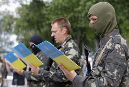План по всеобщей мобилизации на Украине еще не выполнен. Об этом заявил министр обороны Алексей Резников.  По его словам, отбор на мобилизацию проходит в соответствии с потребностями Генштаба ВСУ.