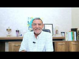 الدكتور محمد فائد // حول فيديو تقبيل الرجلين - اسمعوا التحليل الفلسفي وكفى من العبودية الدينية