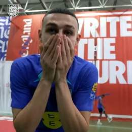 So good from @JackGrealish and @PhilFoden   Just watch until the end, though!
