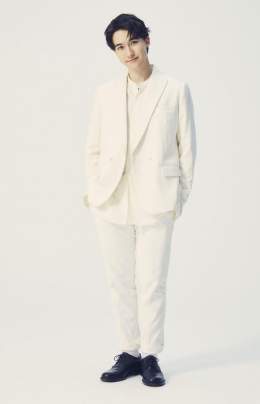 【有料会員サイトでコメント発表】芸能界引退のSexyZone・マリウス葉「最後にアイドルの姿を見せたい」 カウコン出演へ   16日にマリウスを除いた4人でドームツアーを開幕したが、5人で東京ドームで無観客ライブを行ったことも発表。来年ファンクラブ内で動画配信するとした