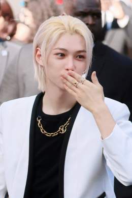 $14,100 USD on one hand...  FELIX LOUIS VUITTON SS24 #FELIXxLVSS24 #LVSS24 @LouisVuitton @Stray_kids