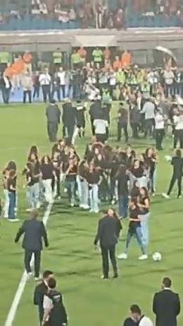 تكريم خاص لـ محمد صلاح على هامش مباراة مصر وغينيا