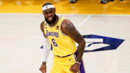 LeBron James made history Tuesday night when he broke former Lakers great Kareem Abdul Jabbar&rsquo;s all-time NBA points record.