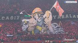 S&uuml;per Lig&rsquo;s Trabzonspor revealed a tifo to show support for those affected by last week&rsquo;s earthquake and to honor the rescuers and all of those who are working to help   (Via @CBSSportsGolazo)