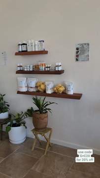 Fit Coast Spa specializes in all-natural plant-based facials and wellness products with an emphasis in seaweed and mushrooms.From the ambiance, to the high-quality techniques and products used, to the incredible goodies we got to bring home, Cody and