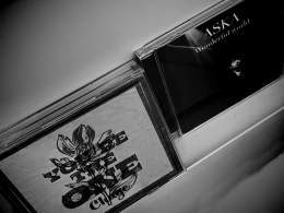 友人に 聴いて欲しくて 購入した CDが 別々の日に 注文したのに 同じ日に届く 微笑ましい 偶然 Chage「YOU'RE THE ONE」 ASKA「Wonderful world」