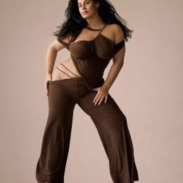 \ud83e\udd87 @bryanwhitelystudio