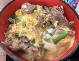 地鶏丼とうどんセット。 #宮崎県知事選挙 #選挙漫遊記