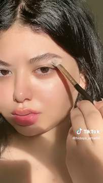 #getreadywithme#makeup#makemefamous#makeuptutorial#makeupartist#makeuphacks#hidaya_jameaa3#fyp