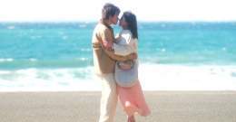 『#星降る夜に』 ご視聴ありがとうございました ￣￣￣￣￣￣￣￣￣￣￣￣￣￣￣￣  "夢のような恋" 完結ー。  《鈴と一星、そして深夜》 みんなそれぞれ、"幸せ"へと歩いていきます。  \u2735皆さまにも 　幸せの星が降り注ぎますように\u2735  #吉高由里子 #北村匠海 #ディーンフジオカ
