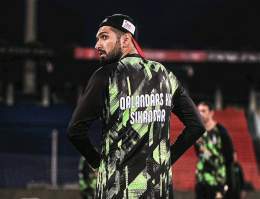 Appreciating for Sikandar Raza LQ was 51-7 than he scored a innings of 70* and saved LQ from a big collapse
