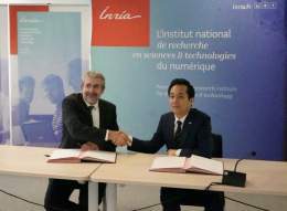 At @inria_paris, #KISTI and @inria confirm their scientific cooperation to explore new research opportunities on cutting-edge topics such as #HPC, #openscience &amp; software heritage conservation.  Thank you for visiting. 방문해 주셔서 감사합니다.