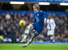 As reported last week, not impossible Conor Gallagher leaves #CFC. Newcastle &amp; Palace two clubs to watch with a view to a loan or (should &pound;35-40m be offered) sale. Gallagher not pushing for a move. But if Enzo Fernandez is pulled off, there