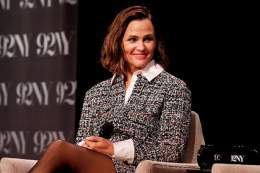 NEW!  #JenniferGarner attended Apple TV+'s 'The Last Thing He Told Me' Screening &amp; Conversation in New York, 04/11!  Check all pics: