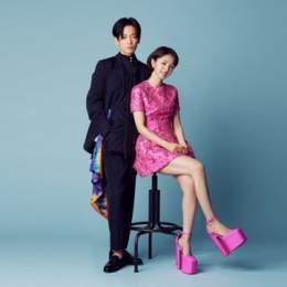 Casts of 「First Love 初恋」Mitsushima Hikari and Takeru Satoh for NETFLIX TUDUM Japan + Official Poster   &copy;&nbsp;netflixjp #満島ひかり #佐藤健