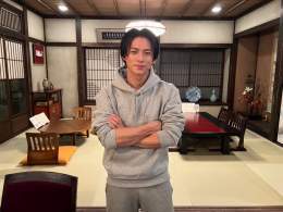 ━━━━━━━━━━━━━ 送信者: Jweb MESSAGE BOX 件名: 今夜、22時スタート！ ━━━━━━━━━━━━━  #平野紫耀(#KingandPrince) TBS系 金曜ドラマ 「クロサギ」  初回放送前に平野からの メッセージとを お見逃しなく！！