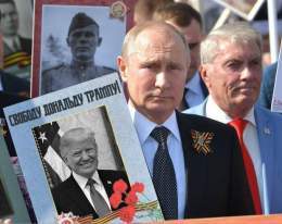Дональд Трамп арестован - CNN.  Сторонники трампа вышли на митинг