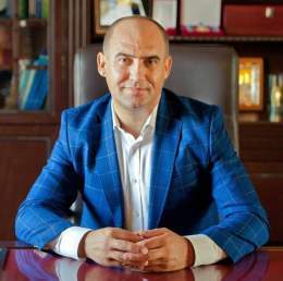 Если Украина войдет в #Европейский_союз, Молдову туда возьмут автоматически.  Для Гагаузии это очень хороший исход, поскольку будут налажены экономические связи, а главное, гагаузы двух стран объединятся.   #Гагаузия #Молдова  Подробнее: