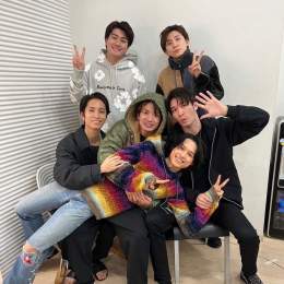 It's been a while since they posted a group picture   #SixTONES #ストグラム #勤労感謝の日