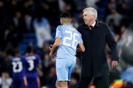 Et si la prolongation de Kylian Mbapp&eacute; au PSG &eacute;tait l&rsquo;opportunit&eacute; d&rsquo;un transfert de Riyad Mahrez vers le Real Madrid ?  \ud83d\udc40 \u26aa\ufe0f