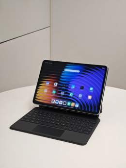 I recently found out about this term 'digital nomads,' and I have to say, #XiaomiPad7Pro would be an essential partner for them.