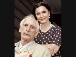 1 марта 1948 года родилась Ирина Петровна Купченко - народная артистка РСФСР, ведущая актриса государственного академического театра им. Е. Вахтангова. Супруга любимого всеми россиянами актера - Василия Ланового, ушедшего от нас в 2021 году. Поздравл