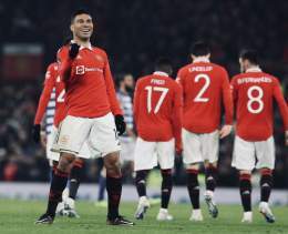 When @Casemiro&rsquo;s happy, we&rsquo;re happy   #MUFC || #FACup