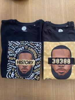Lebron fait son entr&eacute;e dans ces playoffs 2023 ! J&rsquo;offre ces deux tee shirts &agrave; celui qui me donne le vainqueur et le meilleur marqueur avec les points du Lakers/Grizzlies de ce soir &agrave; vivre dans le SNL. #nbaextra #playoffsnb