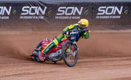 Congratulations to @max_fricke on securing the 2022 Australian Title Another National Champion using Ohlins Speedway Shock#ohlins #speedway Steve Hone