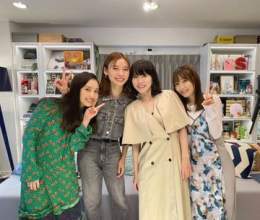 朝日奈央  本日22:00〜「 #THE夜会 」に出演します  高校の同級生4人で出演しました 大好きなみんなにまさかのサプライズで結婚のお祝いをしていだいて... 涙が止まりませんでした。笑 みんなの優しさが詰まった放送になっています。 是非見てください！