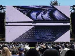 The first M2 Mac will be&hellip; a matte black MacBook Air  \ud83d\ude0e (11.3mm and with MagSafe)