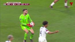 HUGE double save from Arsenal's Matt Turner to keep the #USMNT in the match!  #FIFAWorldCup
