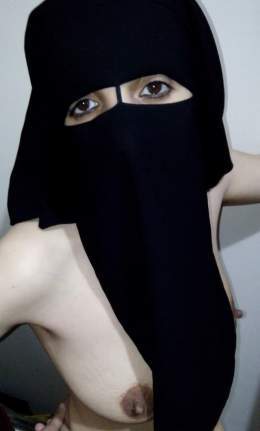 ***** شرموطه
