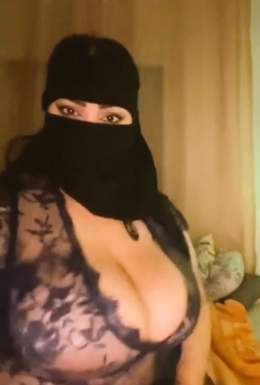 محاارم اثداء أمهات الخليج الفاخرة! الجزء 11
