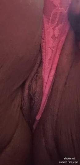 أكساس متوحشة و خبرة في إلتهام الأزبار
