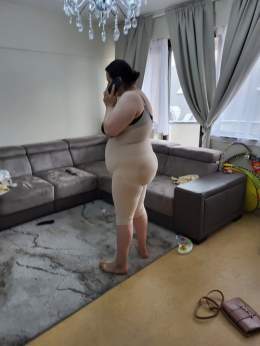 قل لي هل يعجبك هذا الثوب ؟؟