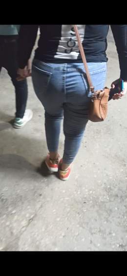 قنص طيز شرموطه مربربه
