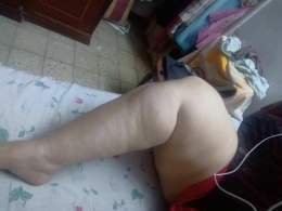 لمنتدانا الغالي البوم بلدي مربرب كبير الحجم بوجه بريء مراهق وكس نار النار من ساحة 5XL بالمغارة
