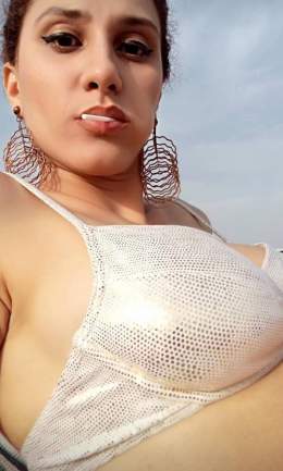 بنت الأكابر طلعت شرموطه
