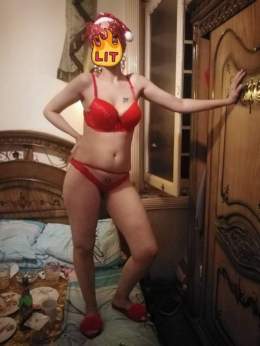 من خزنتي الخاصه صور لعضوه معانا في المنتدي بعد طلبها لرفع الصور