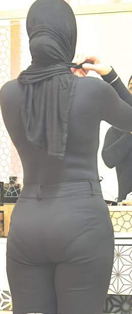 مثير   حلوة مرتي فاتن بالح…ب الاسود ؟ رأيكم يهمني