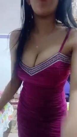 مثير   كيوت   أسماء المصرية في صور مثيرة من هاتفها