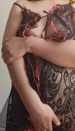 ممثلة إباحية Pornstar   1