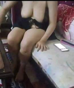 مثير   البوم   نسوان مولعه فى السرير تدلعك