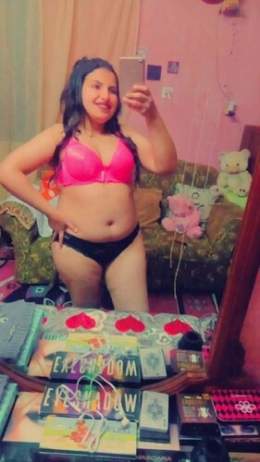 مثير   كيوت   بطيه دلع