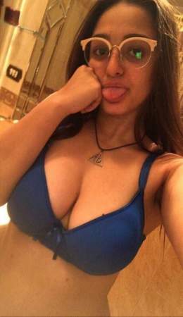 كيوت   البوم   البوم المصرية الشقية وبزازها الملبن ومقطع مجمع لها