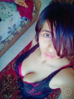 عنيف   بنت بحلمات بنية لعشاق البنى