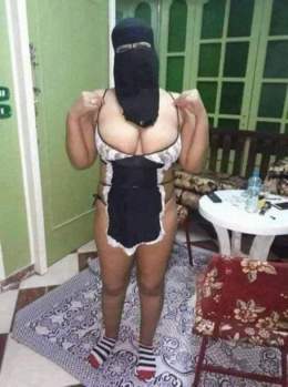 مثير   اللبوة المصرية ال***** في عرض مثير
