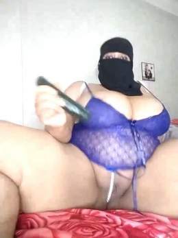 صور سكس مصري  سامية فوزي الفلاحة المصرية وهي تستعرض جسمها البلدي الفاجر